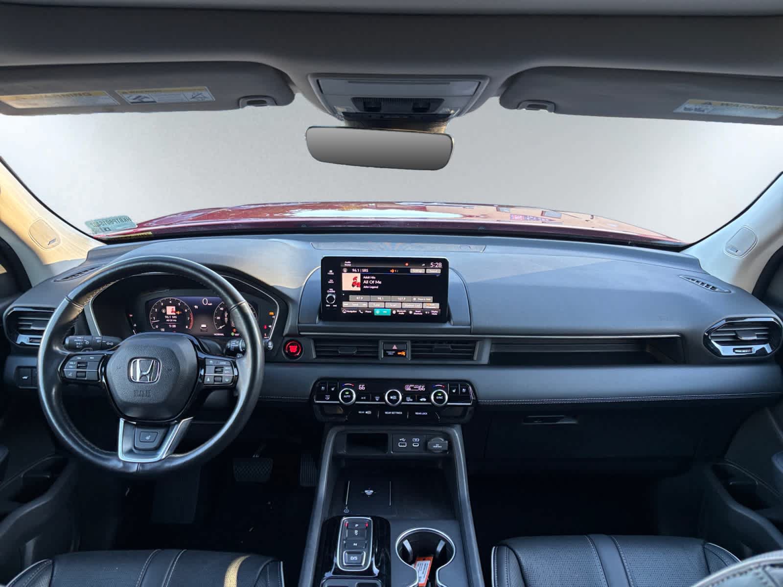 Used 2023 Honda Pilot Elite image 9