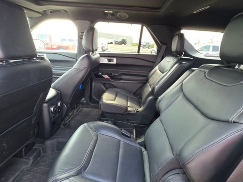 Used 2021 Ford Explorer ST w/ Equipment Group 401A AWD/4WD image 13