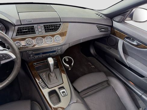 Used 2011 BMW Z4 sDrive30i RWD image 25