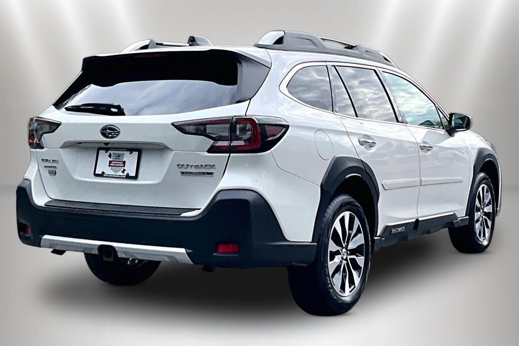 Certified 2024 Subaru Outback Touring XT AWD/4WD image 5