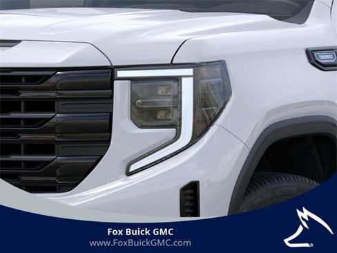 Used 2026 GMC Sierra 1500 Elevation image 10