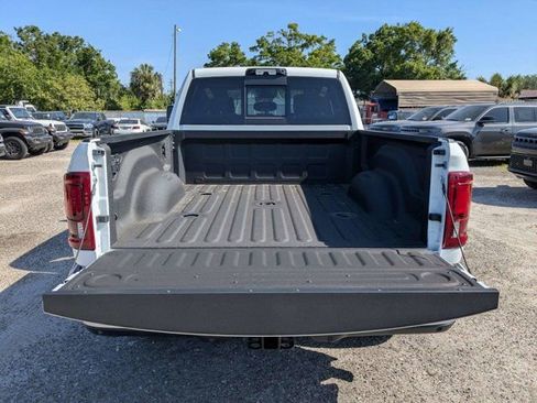 New 2026 RAM 2500 Limited AWD/4WD image 12