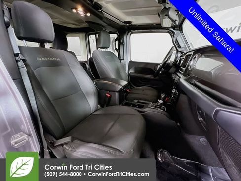 Used 2020 Jeep Wrangler Unlimited Sahara AWD/4WD image 17