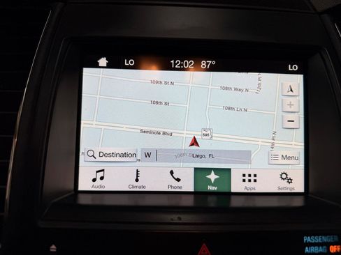 Used 2016 Ford Taurus Limited w/ Equipment Group 301A FWD image 22