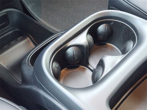 New 2026 Chrysler Pacifica Select image 15