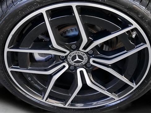 Used 2021 Mercedes-Benz E 350 Sedan w/ Premium Package image 16