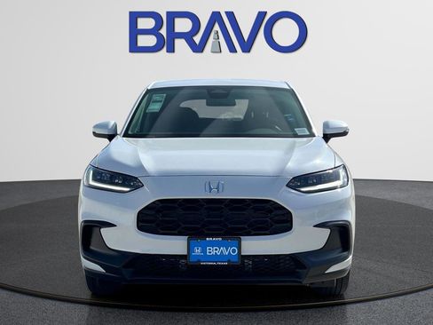 New 2026 Honda HR-V LX image 2