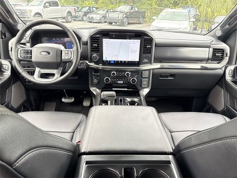 Used 2025 Ford F150 Lariat w/ Equipment Group 501A Mid image 15