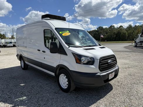 Used 2017 Ford Transit 250 148 Medium Roof image 3