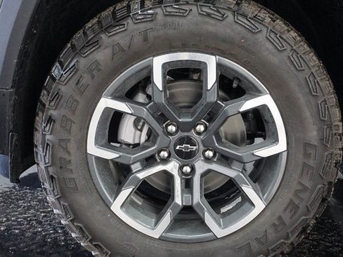 New 2026 Chevrolet Equinox ACTIV w/ Convenience Package III image 4