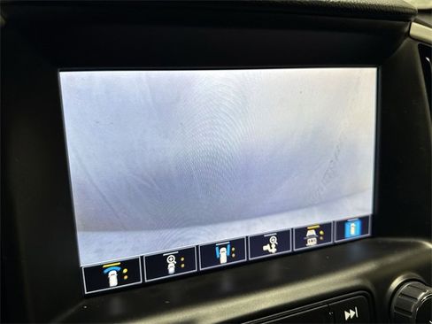 Certified 2022 GMC Terrain SLT w/ Infotainment Package II image 21