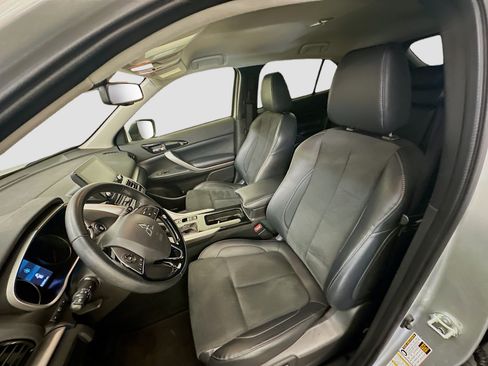 Used 2025 Mitsubishi Outlander Sport ES AWD/4WD image 13
