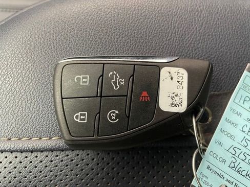 Certified 2022 Chevrolet Silverado 1500 High Country w/ Technology Package image 25