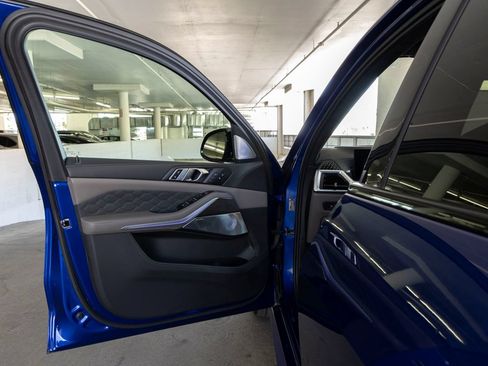 Used 2024 BMW X5 M Competition AWD/4WD image 15