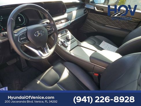 Certified 2022 Hyundai Palisade Calligraphy image 24