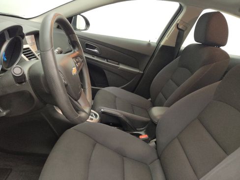 Used 2015 Chevrolet Cruze LT FWD image 17