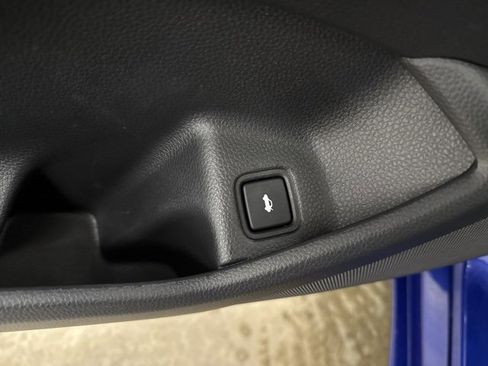 Used 2022 Honda Accord Sport image 16