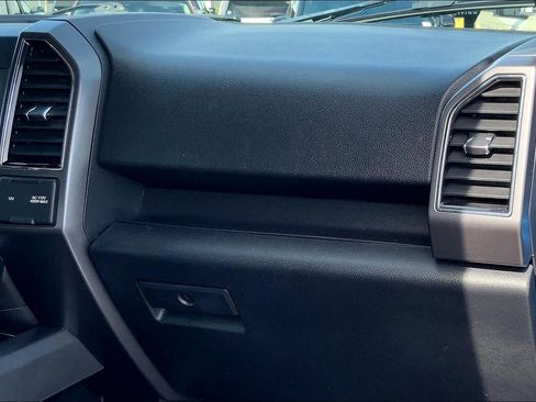 Used 2020 Ford F150 XLT w/ Equipment Group 302A Luxury AWD/4WD image 18