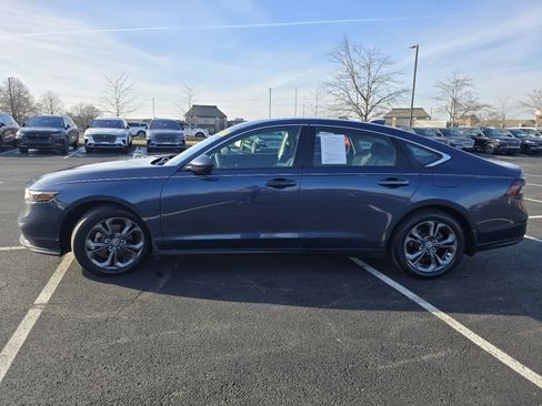 Certified 2023 Honda Accord EX image 15