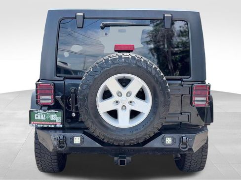 Used 2017 Jeep Wrangler Unlimited Sport w/ Quick Order Package 24S AWD/4WD image 8