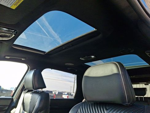 Used 2023 Hyundai Palisade Calligraphy image 15