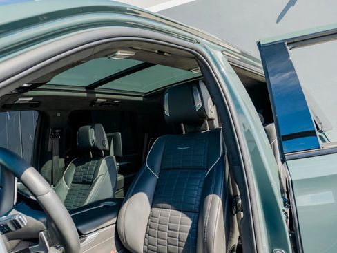 Used 2025 Cadillac Escalade V w/ LPO, ONYX Package AWD/4WD image 12