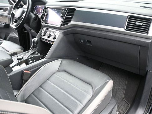 Used 2021 Volkswagen Atlas Cross Sport SEL Premium R-Line AWD/4WD image 19