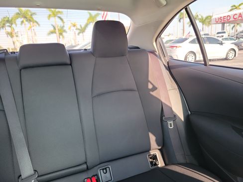 Used 2022 Toyota Corolla LE FWD image 22