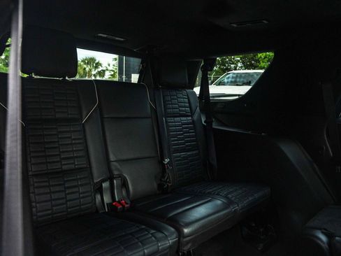 Used 2021 Cadillac Escalade Sport Platinum w/ LPO, ONYX Package AWD/4WD image 32