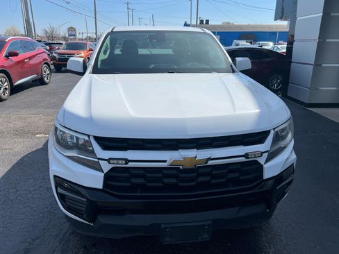 Used 2021 Chevrolet Colorado LT w/ Fleet Safety Package image 11