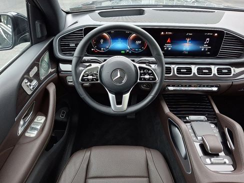 Certified 2022 Mercedes-Benz GLS 450 4MATIC image 13