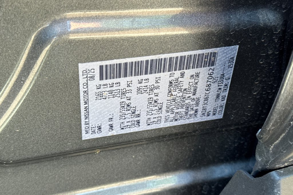 Used 2026 Nissan Rogue SL AWD/4WD image 32