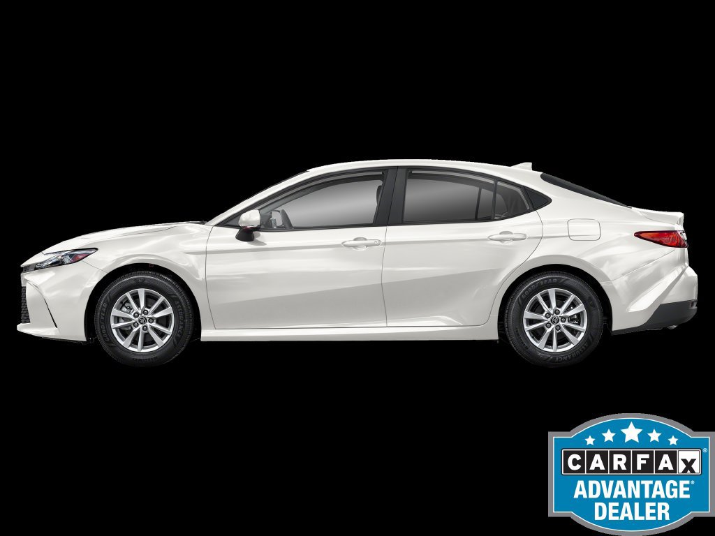 Used 2025 Toyota Camry LE FWD image 5