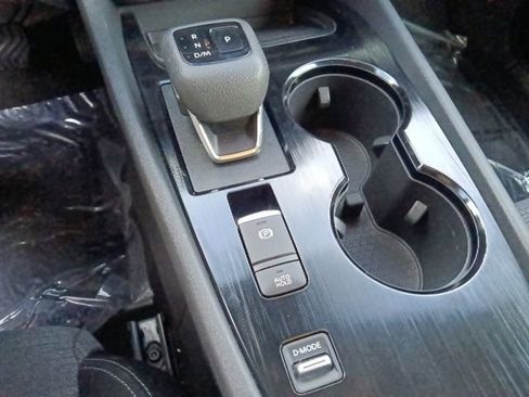 Used 2023 Nissan Rogue SV image 24