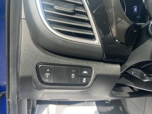 Used 2023 Kia Seltos EX AWD/4WD image 10