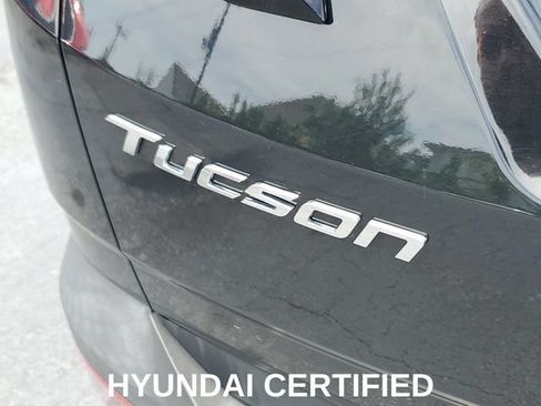 Certified 2023 Hyundai Tucson Limited AWD/4WD image 9