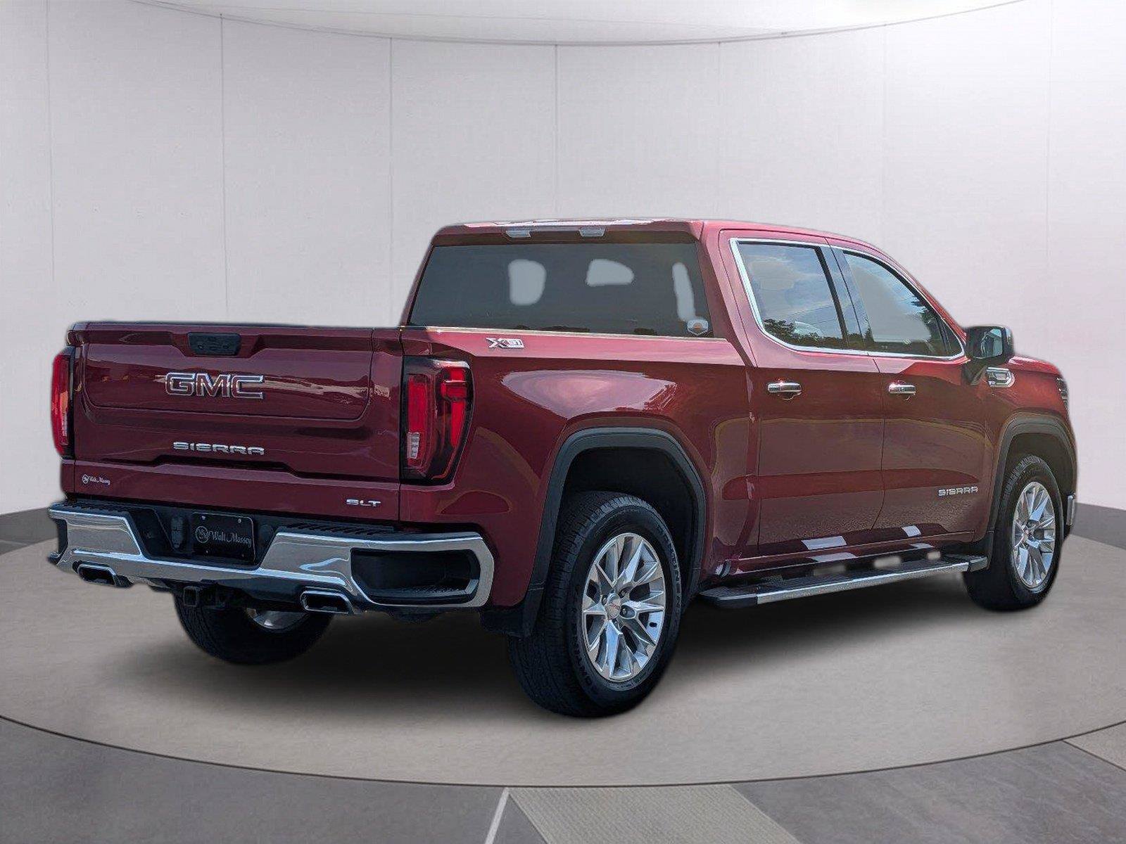 Used 2023 GMC Sierra 1500 SLT w/ SLT Premium Package AWD/4WD image 6
