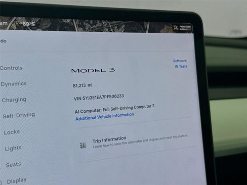 Used 2023 Tesla Model 3 Standard Range RWD image 4