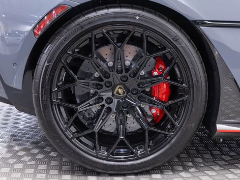 Used 2026 Lamborghini Temerario AWD/4WD image 45
