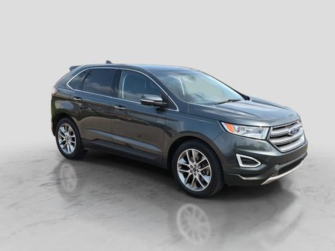 Used 2015 Ford Edge Titanium w/ Equipment Group 301A AWD/4WD image 2