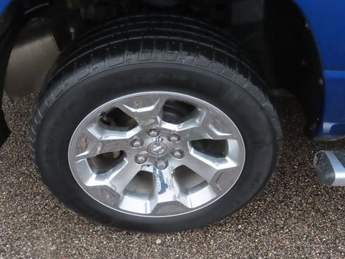 Used 2019 RAM 1500 Big Horn image 13