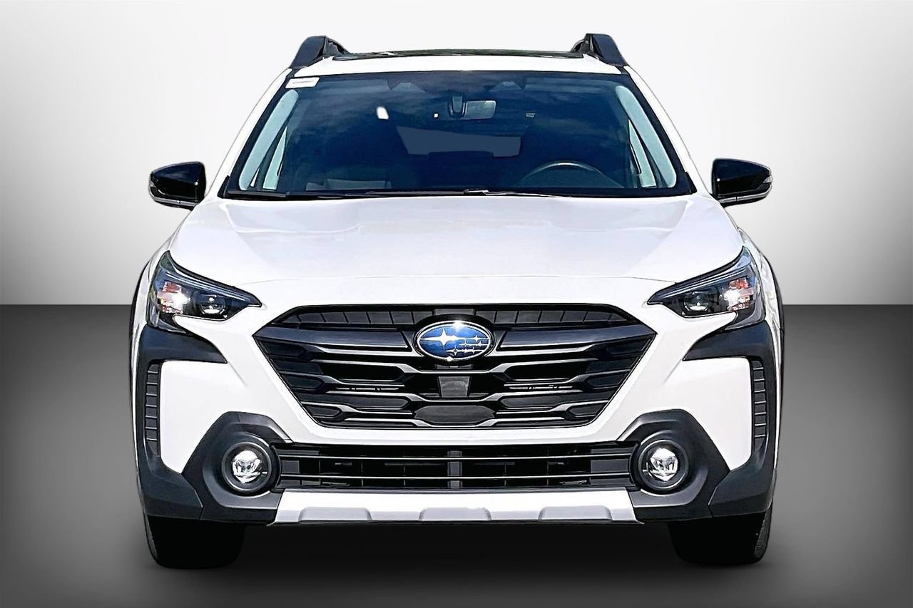 Used 2024 Subaru Outback Limited AWD/4WD image 3