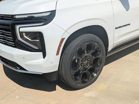 New 2026 Chevrolet Suburban High Country AWD/4WD image 7