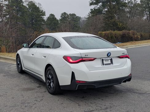 Used 2023 BMW i4 eDrive35 w/ Premium Package image 7