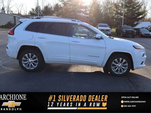 Used 2017 Jeep Cherokee Overland w/ Technology Group image 1