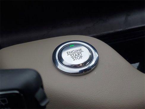 Certified 2024 Lincoln Aviator Reserve w/ Equipment Group 201A image 21