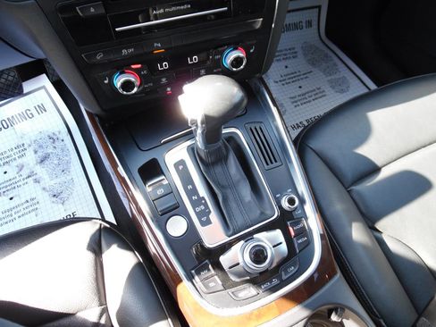 Used 2015 Audi Q5 2.0T Premium Plus w/ Technology Package image 15