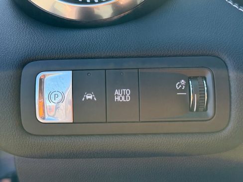 Certified 2024 Chevrolet Blazer EV LT AWD/4WD image 19