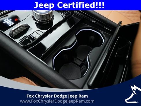 Certified 2023 Jeep Grand Cherokee Summit image 17