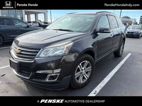 Used 2016 Chevrolet Traverse LT FWD image 1